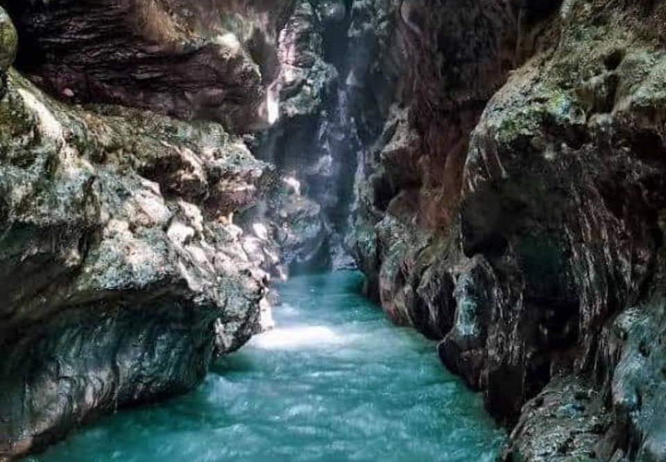robbers cave dehradun