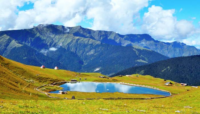 roopkund trek the top 10 trekking places in uttarakhand